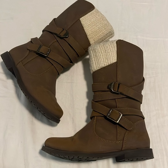 Girl boots 🤎🤎 - Picture 2 of 5